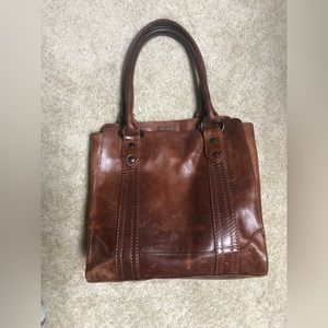 Frye Leather bag. Large size.. great condition.